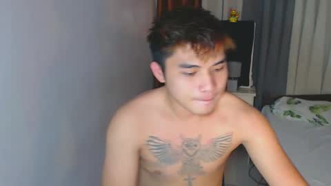 Snapshot of yourhandsome_hunk chatting on 01.29.25 Paul online show from 01.29.25