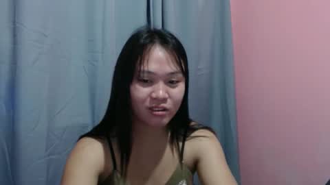 Snapshot of yourhotlovely_patriciaxxx chatting on 02.04.25 Patricia online show from 02.04.25