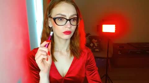 Snapshot of yourladysunshine chatting on 02.14.26 Ksyusha online show from 02.14.26