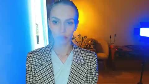 Snapshot of yourladysunshine chatting on 02.17.26 Ksyusha online show from 02.17.26