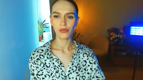 Snapshot of yourladysunshine chatting on 03.17.26 Ksyusha online show from 03.17.26
