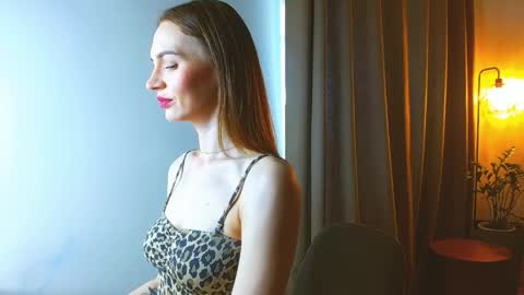 Snapshot of yourladysunshine chatting on 04.10.26 Ksyusha online show from 04.10.26