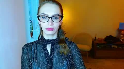 Snapshot of yourladysunshine chatting on 04.11.26 Ksyusha online show from 04.11.26