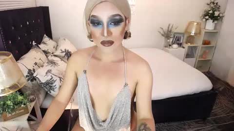 --               online show from 11.09.25