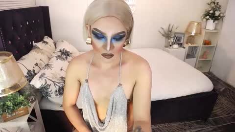 --               online show from 11.11.25