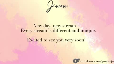 Snapshot of yourlovelykgirlfriend chatting on 06.28.26 J i w o n online show from 06.28.26
