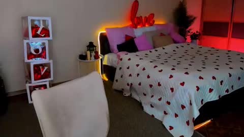 Snapshot of yourlovelystoryy chatting on 02.16.26 Vetta online show from 02.16.26