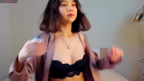 yourmaylien online show from 12.21.24