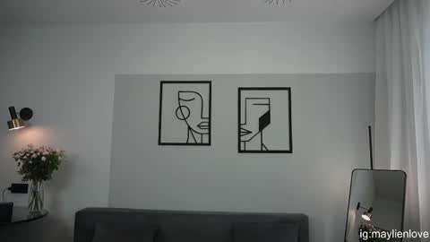 yourmaylien online show from 09.12.25