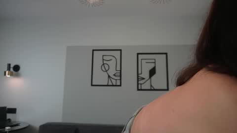 yourmaylien online show from 10.17.25