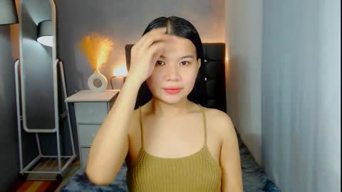 Snapshot of yourmissingprincess chatting on 12.18.25 yourmissingprincess online show from 12.18.25