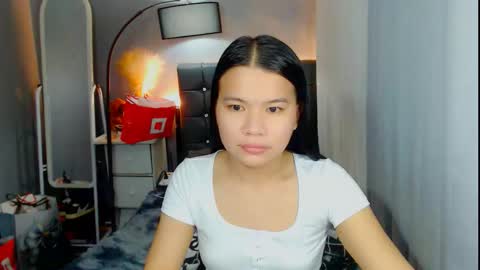 Snapshot of yourmissingprincess chatting on 01.08.26 yourmissingprincess online show from 01.08.26