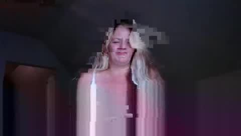 yourmomma999 online show from 11.10.25