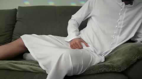 Snapshot of yournextguy0 chatting on 04.01.26 Your Next Guy online show from 04.01.26