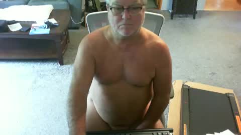 Snapshot of yourpoppi55 chatting on 08.02.26 yourpoppi55 online show from 08.02.26