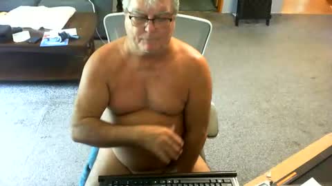 Snapshot of yourpoppi55 chatting on 08.05.26 yourpoppi55 online show from 08.05.26