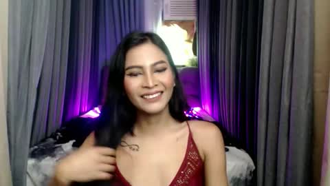 yourprettybella_ts online show from 11.10.25