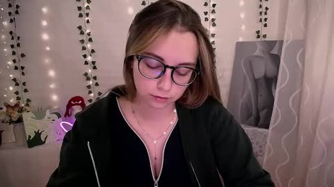 Happy online show from 10.22.25