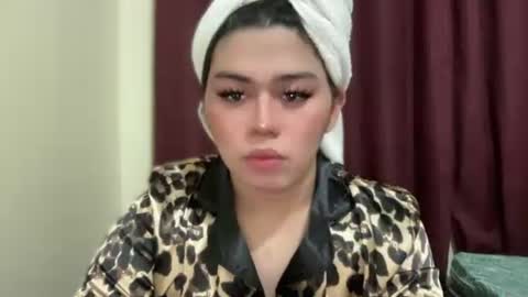 Snapshot of yoursexytowngirl chatting on 05.17.26 LALA online show from 05.17.26