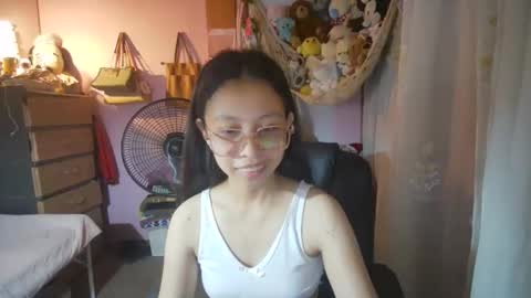 Snapshot of yourshy_cess chatting on 04.14.26 Cess online show from 04.14.26