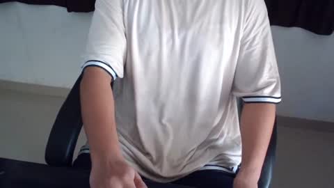 Snapshot of yoursjohnnysins chatting on 08.02.26 yoursjohnnysins online show from 08.02.26