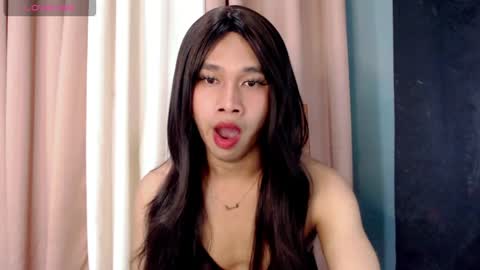 Snapshot of yourslutty_stella69 chatting on 04.27.26 Stella online show from 04.27.26