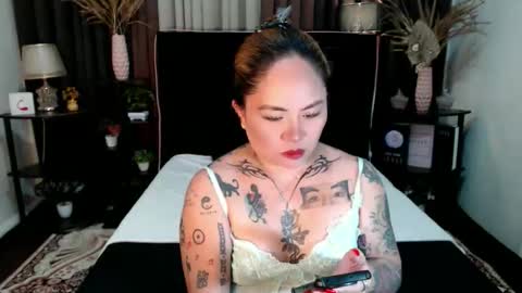 Snapshot of yoursweet_amara chatting on 04.25.26 AMARA online show from 04.25.26