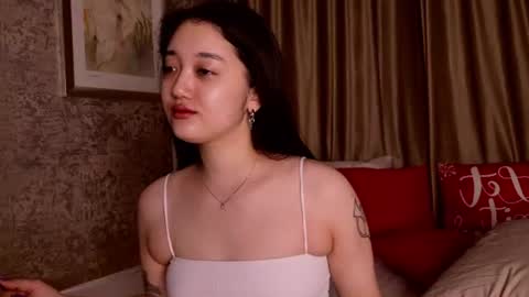 Snapshot of yoursweetsoul chatting on 06.25.26 Bella online show from 06.25.26