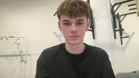 yoursweetyguy online show from 11.11.25