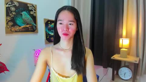Snapshot of yourtinybunny chatting on 04.23.26 yourtinybunny online show from 04.23.26