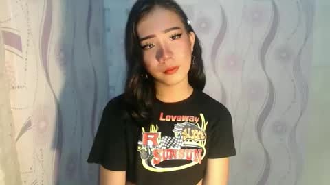 yourwife_material99 online show from 04.16.26