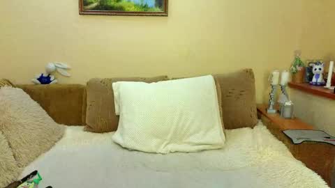 YourXQueen online show from 03.11.26