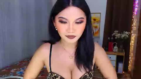 Snapshot of youungsextdeity chatting on 01.28.25 cathy online show from 01.28.25