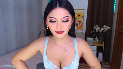 Snapshot of youungsextdeity chatting on 02.19.25 cathy online show from 02.19.25