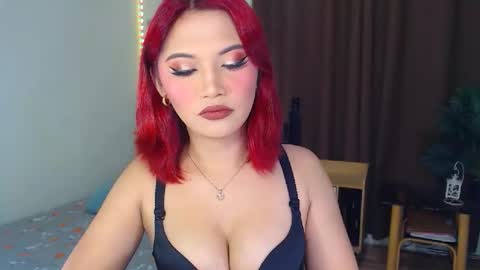 Snapshot of youungsextdeity chatting on 09.14.25 cathy online show from 09.14.25