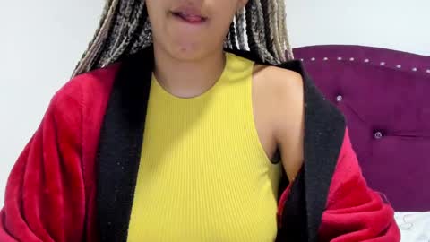 Snapshot of youwishtobeme chatting on 01.16.25 elizabeth ju online show from 01.16.25