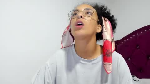 Snapshot of youwishtobeme chatting on 03.06.25 elizabeth ju online show from 03.06.25