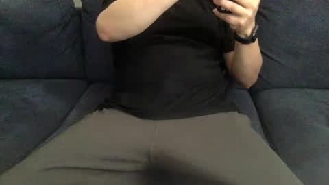 Snapshot of yque2 chatting on 02.09.25 yque online show from 02.09.25