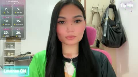 Snapshot of yrdrmgrl_jennie26 chatting on 05.04.26 yrdrmgrl_jennie26 online show from 05.04.26