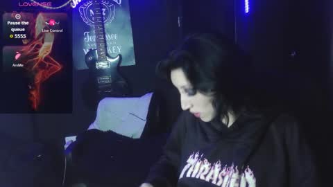 Snapshot of yue_eclipse chatting on 10.30.25 yue_eclipse online show from 10.30.25