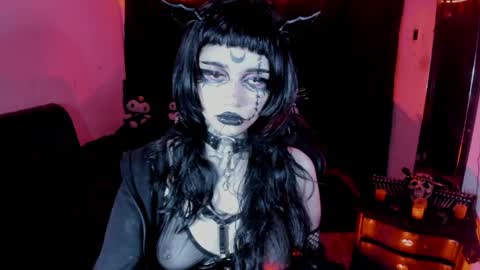 Yue Eclipsa online show from 05.13.26