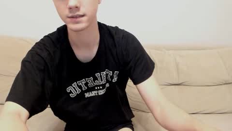 Yue Lang and Samm online show from 10.20.25