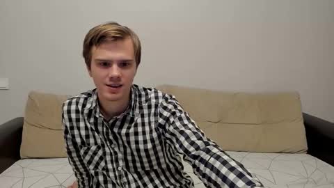 Yue Lang and Samm online show from 11.07.25