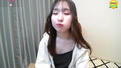 yui_x online show from 01.12.25