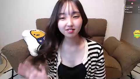 Snapshot of yui_x chatting on 07.14.26 yui_x online show from 07.14.26