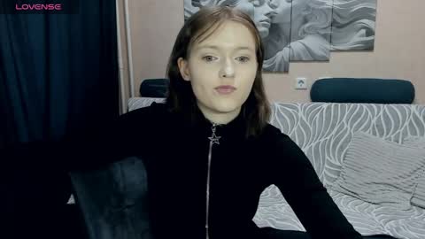 YukiShine online show from 04.07.26