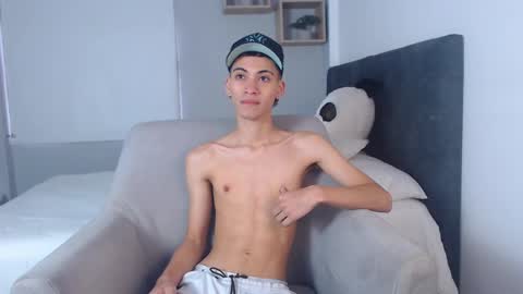 yulian_vasquez online show from 03.02.25