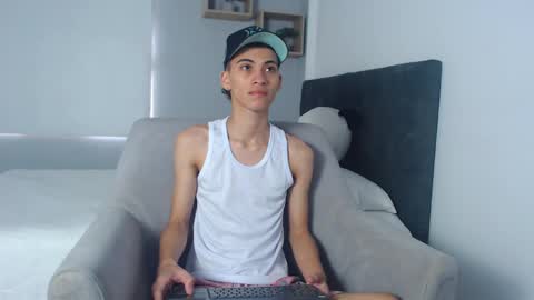 yulian_vasquez online show from 03.07.25