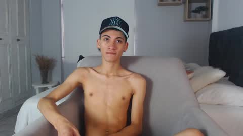 yulian_vasquez online show from 03.10.25