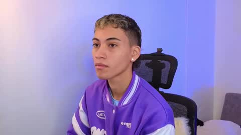 yulian_vasquez online show from 10.06.25